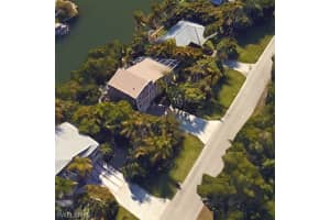 1710 Dixie Beach Blvd, Sanibel, FL 33957, Sold 07/22/16