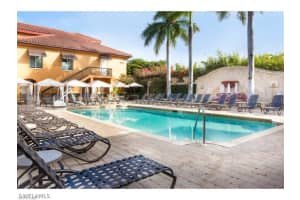 221 9th St S #104, Naples, FL 34102, Sold 10/05/15