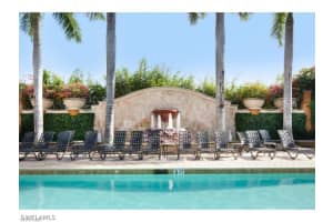 221 9th St S #104, Naples, FL 34102, Sold 10/05/15