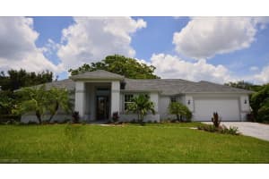 20661 Groveline Ct, Estero, FL 33928, Sold 04/15/16