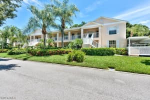 757 Wiggins Lake Dr, Naples, FL 34110, Sold 08/21/15