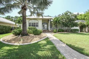 8607 S Lake Cir, Fort Myers, FL 33908, Sold 10/28/15