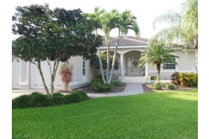 8567 S Lake Cir, Fort Myers, FL 33908, Sold 10/30/15