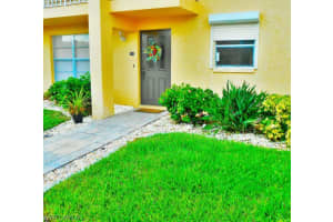 869 SE 46th Ln APT 110, Cape Coral, FL 33904, Sold 01/25/16