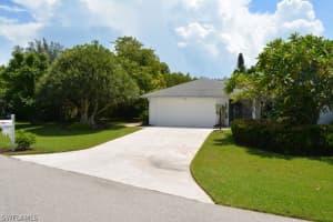 426 Lake Murex Cir, Sanibel, FL 33957, Sold 11/16/15