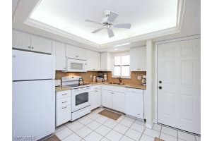 2737 W Gulf Dr UNIT 113, Sanibel, FL 33957, Sold 09/22/17