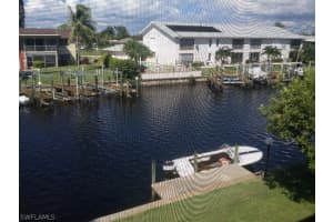 909 SE 46th Ln APT 209, Cape Coral, FL 33904, Sold 11/20/15
