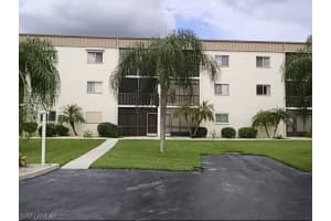 2111 Barkeley Ln Apt 10, Fort Myers, FL 33907, Sold 12/31/15