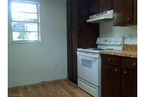 2111 Barkeley Ln Apt 10, Fort Myers, FL 33907, Sold 12/31/15