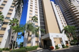 1901 Clifford St APT 1402, Fort Myers, FL 33901, Sold 12/30/15