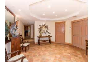 2549 W Gulf Dr UNIT 102, Sanibel, FL 33957, Sold 04/15/16