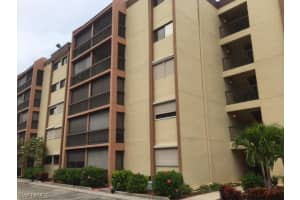 2121 Collier Ave APT 117, Fort Myers, FL 33901, Sold 01/06/16
