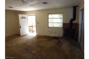 251 9th St S, Naples, FL 34102, Sold 12/24/15