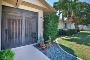 666 Astarias Cir, Fort Myers, FL 33919, Sold 12/07/15