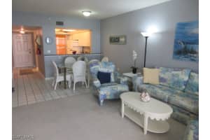4481 Bay Beach Ln APT 243, Fort Myers Beach, FL 33931, Sold 01/29/16