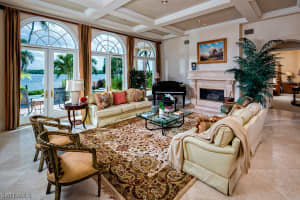 1527 Galleon Dr, Naples, FL 34102, Sold 01/03/17