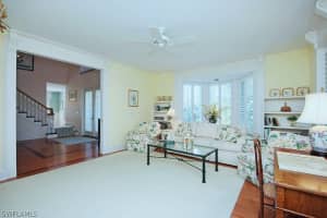 532 Sea Oats Dr, Sanibel, FL 33957, Sold 03/30/16