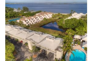 200 Periwinkle Way UNIT 113, Sanibel, FL 33957, Sold 02/29/16