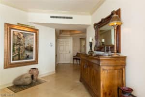 435 Dockside Dr, Naples, FL 34110, Sold 04/27/16