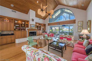 139 Seabreeze Ave, Naples, FL 34108, Sold 04/18/16