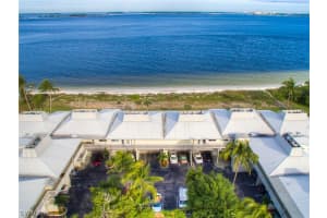 200 Periwinkle Way UNIT 325, Sanibel, FL 33957, Sold 05/25/16