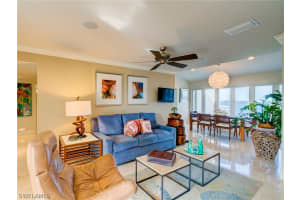 200 Periwinkle Way UNIT 325, Sanibel, FL 33957, Sold 05/25/16