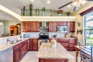 9427 Crocus Ct, Fort Myers, FL 33967, Sold 04/04/16