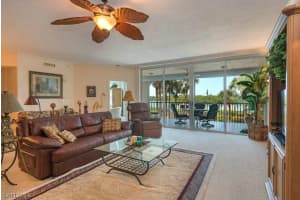 445 Dockside Dr, Naples, FL 34110, Sold 06/03/16