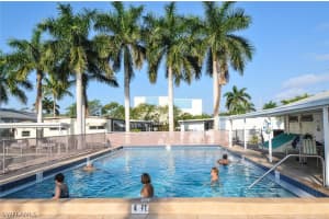 18 Spanish Main St, Fort Myers Beach, FL 33931, Sold 01/25/16