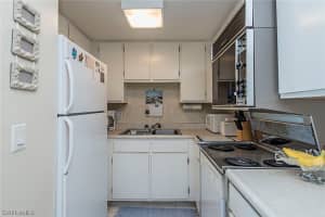 140 Seaview Ct, Marco Island, FL 34145, Sold 02/25/16