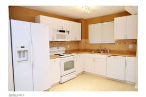2121 Collier Ave APT 107, Fort Myers, FL 33901, Sold 04/01/16
