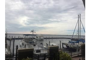 1920 Virginia Ave APT 603, Fort Myers, FL 33901, Sold 11/28/16