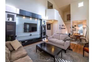 3198 Carriage Cir, Naples, FL 34105, Sold 09/16/16