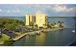 400 Lenell Rd APT 505, Fort Myers Beach, FL 33931, Sold 02/15/17