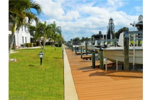 1016 SE 46th St APT 201, Cape Coral, FL 33904, Sold 03/29/16
