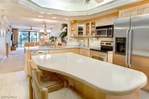 2445 W Gulf Dr b 25, Sanibel, FL 33957, Sold 06/14/17