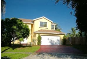 8771 SW 9th Ct, Pembroke Pines, FL 33025, Sold 06/20/16