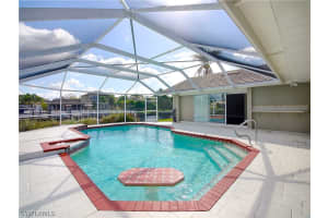 6758 Griffin Blvd, Fort Myers, FL 33908, Sold 04/18/16