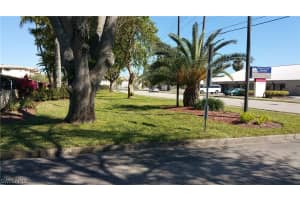 2121 Collier Ave APT 103, Fort Myers, FL 33901, Sold 06/30/16