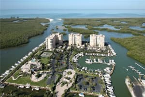445 Dockside Dr, Naples, FL 34110, Sold 05/05/16