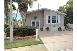 1315 Silver Lakes Blvd, Naples, FL 34114, Sold 04/18/16