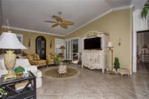 418 Emerald Bay Cir, Naples, FL 34110, Sold 06/15/16
