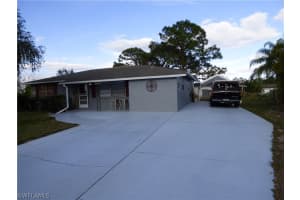 10715 Figtree Ct, Lehigh Acres, FL 33936, Sold 05/20/16