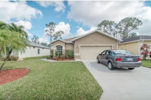 319 Stanhope Cir, Naples, FL 34104, Sold 11/28/16