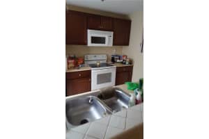 12640 Kenwood Ln APT C, Fort Myers, FL 33907, Sold 06/28/16