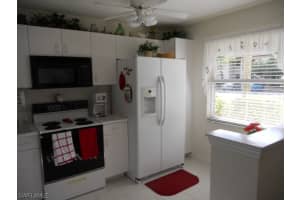 5725 Foxlake Dr APT 3, North Fort Myers, FL 33917, Sold 05/03/16