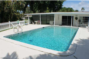 1316 Donna Dr, Fort Myers, FL 33919, Sold 04/20/16