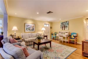14 Kings Rd, Naples, FL 34102, Sold 07/05/16