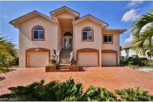 11580 Isle of Palms Dr, Fort Myers Beach, FL 33931, Sold 06/16/16