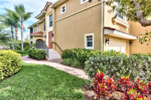 5045 Blauvelt Way, Naples, FL 34105, Sold 10/09/17